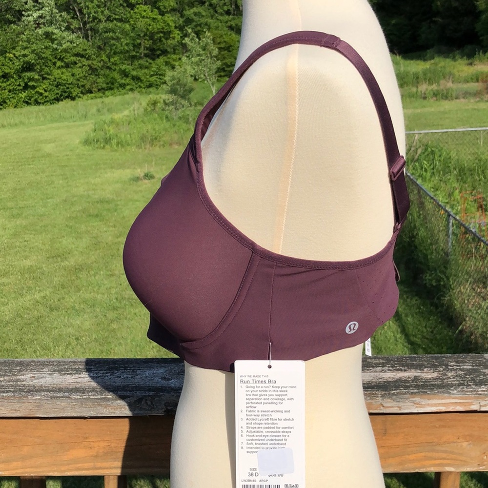 NWT Lululemon run times bra 38D